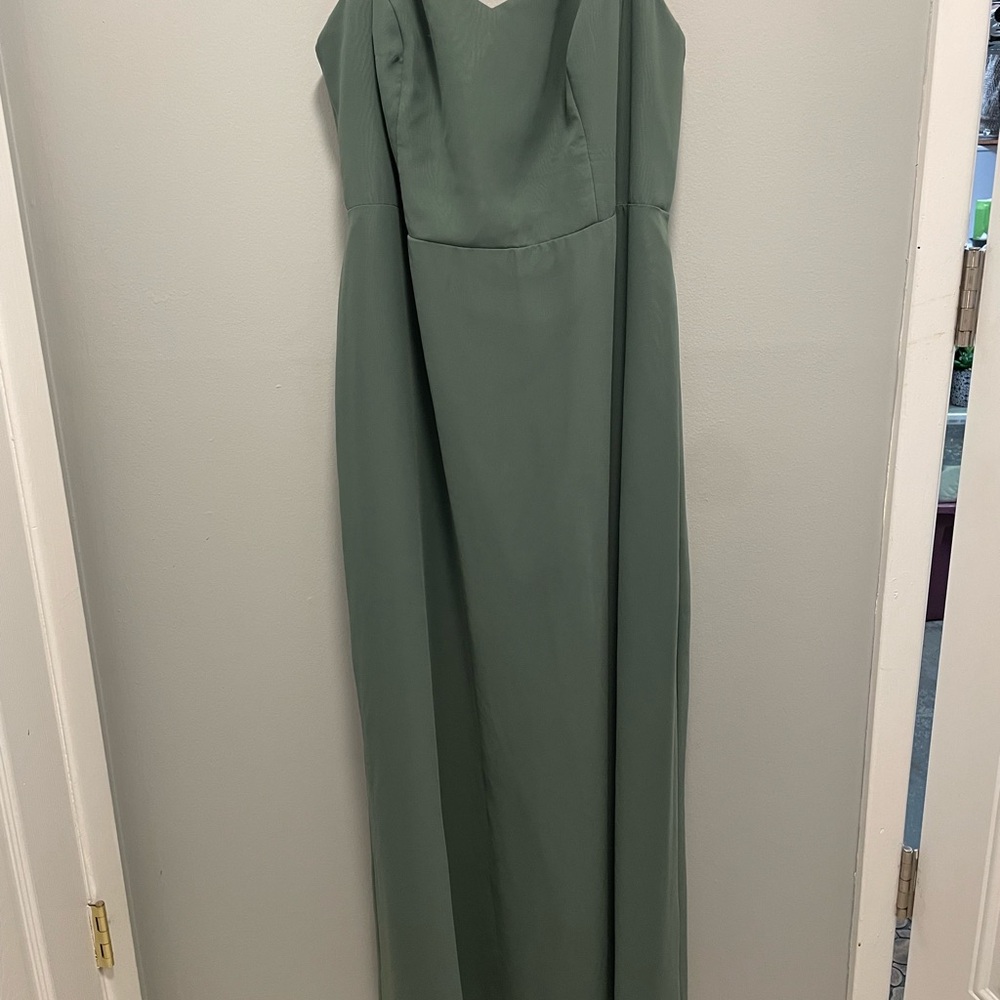 Azazie Denice Sweetheart Gown in Eucalyptus